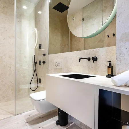 Deluxe By Homing * Cascais